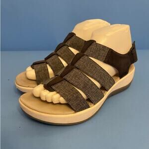 Clarks Cloudstepper Cushion Black White Comfort Shoes Velcro Strap size 7.5